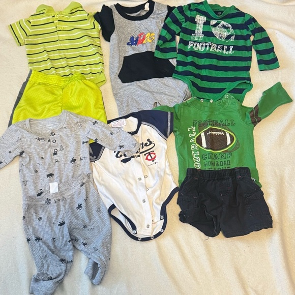 Bundle of shirt, short, onsie 27 boys' clothing 6-9 months for infants/baby - Picture 10 of 12